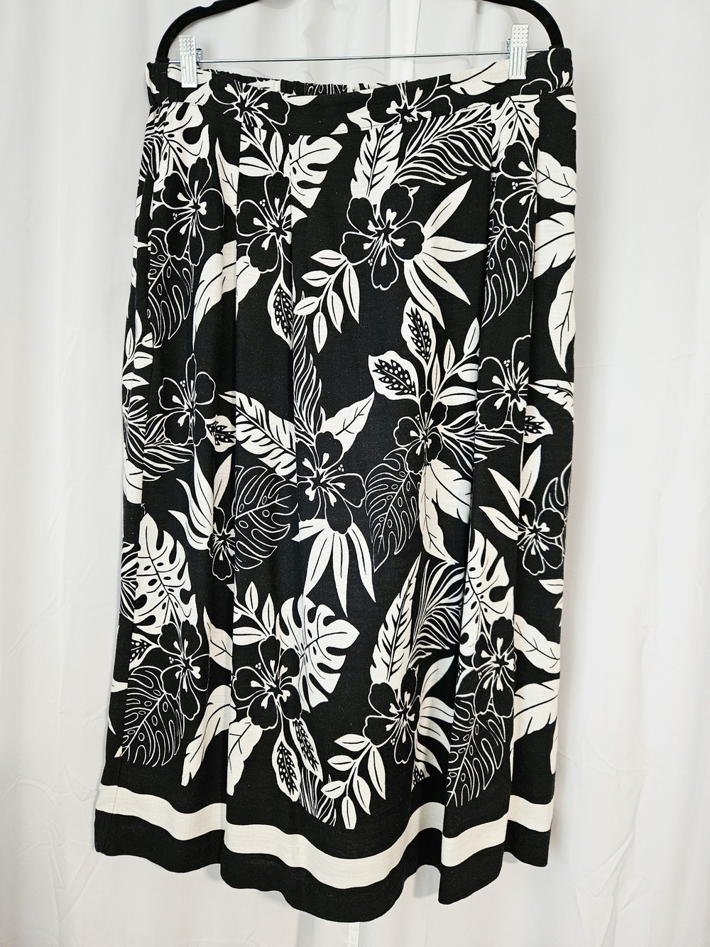 Haver & Blair Black & White Tropical Print Maxi Skirt – Women's XL – EUC